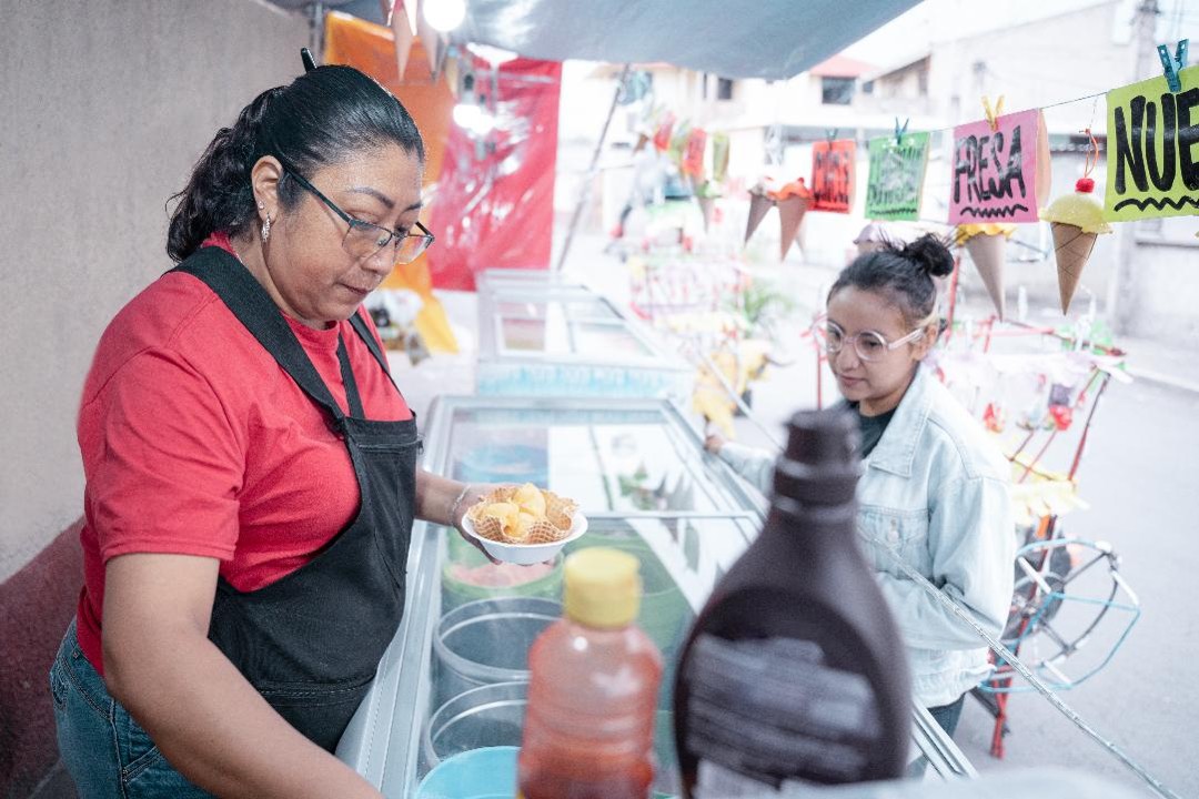 Vigilar a distancia: una necesidad creciente para los pequeños negocios en Colombia