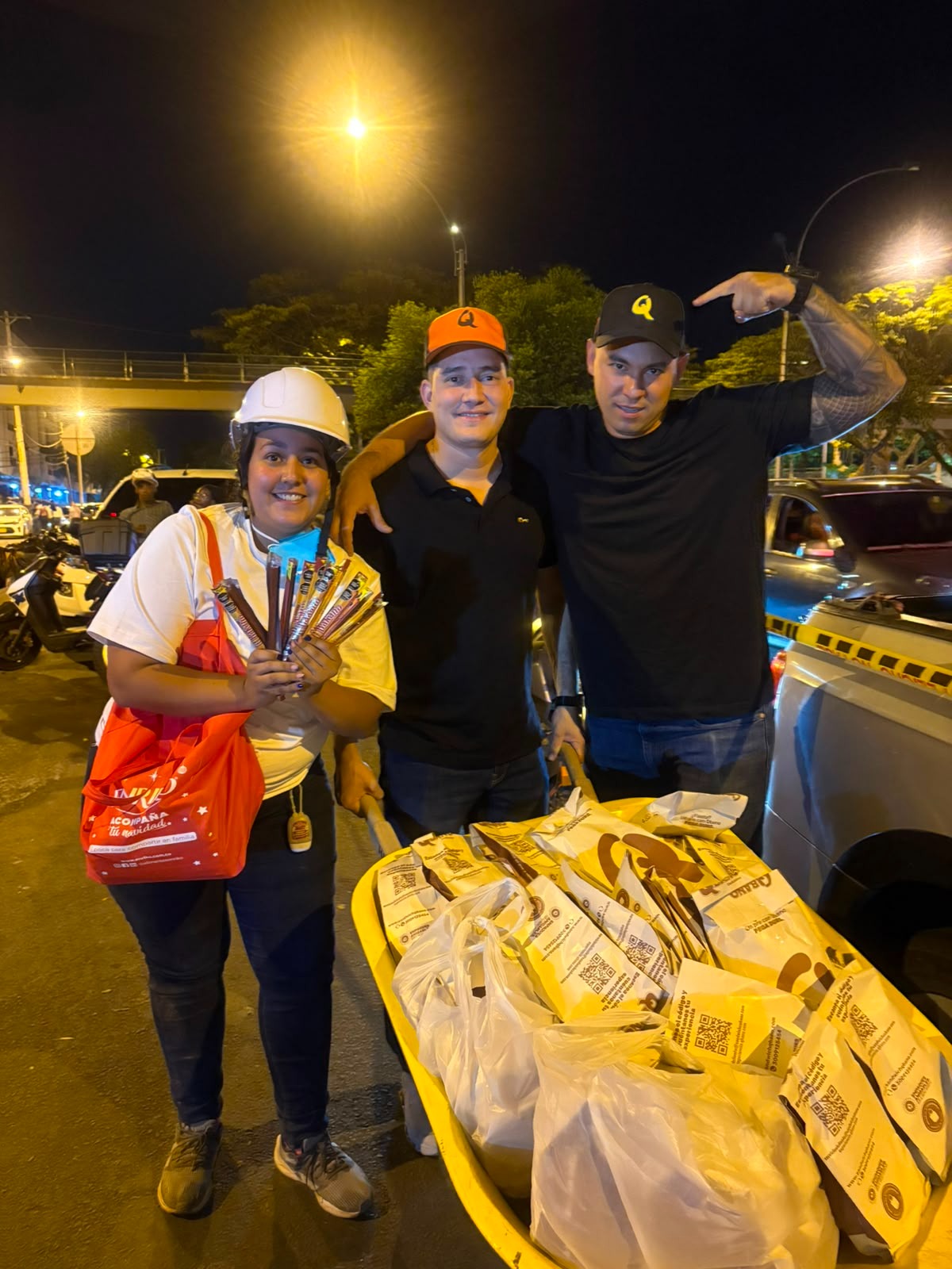 Qbano entrega sándwiches para apoyar las labores de rescate y atención en las comunidades afectadas