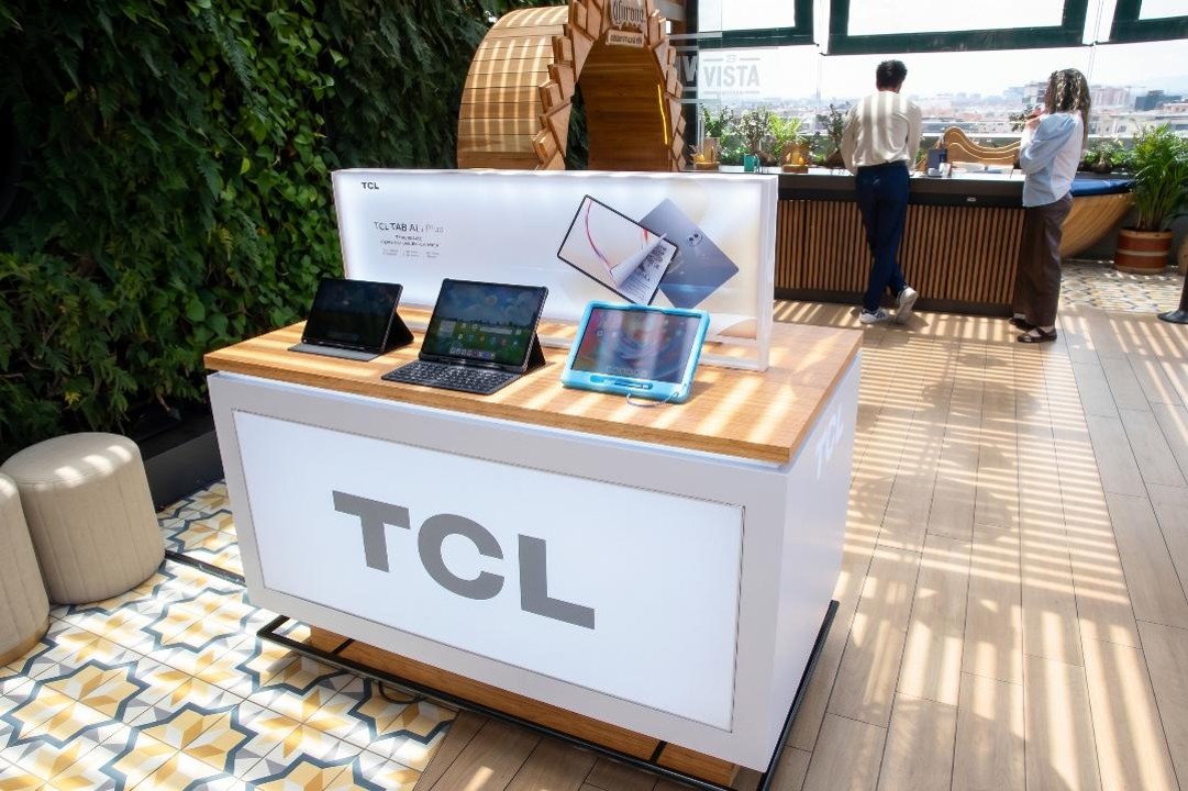 TCL presenta en Colombia las nuevas TAB A1 Plus y TAB A1 Plus NXTPAPER, tablets que combinan una pantalla inmersiva, inteligencia artificial y productividad